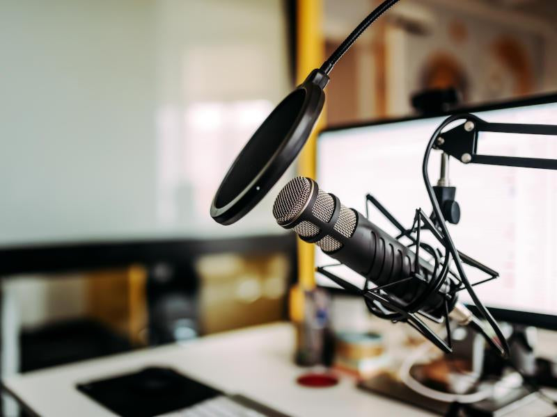 Episode 18 - Starting Your Own Podcast-JadePuma